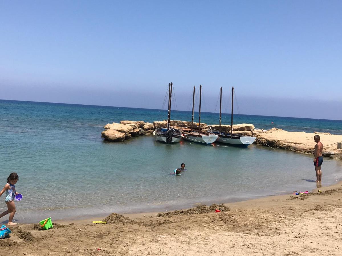 Seaside Luxury Villa Paralimni Esterno foto