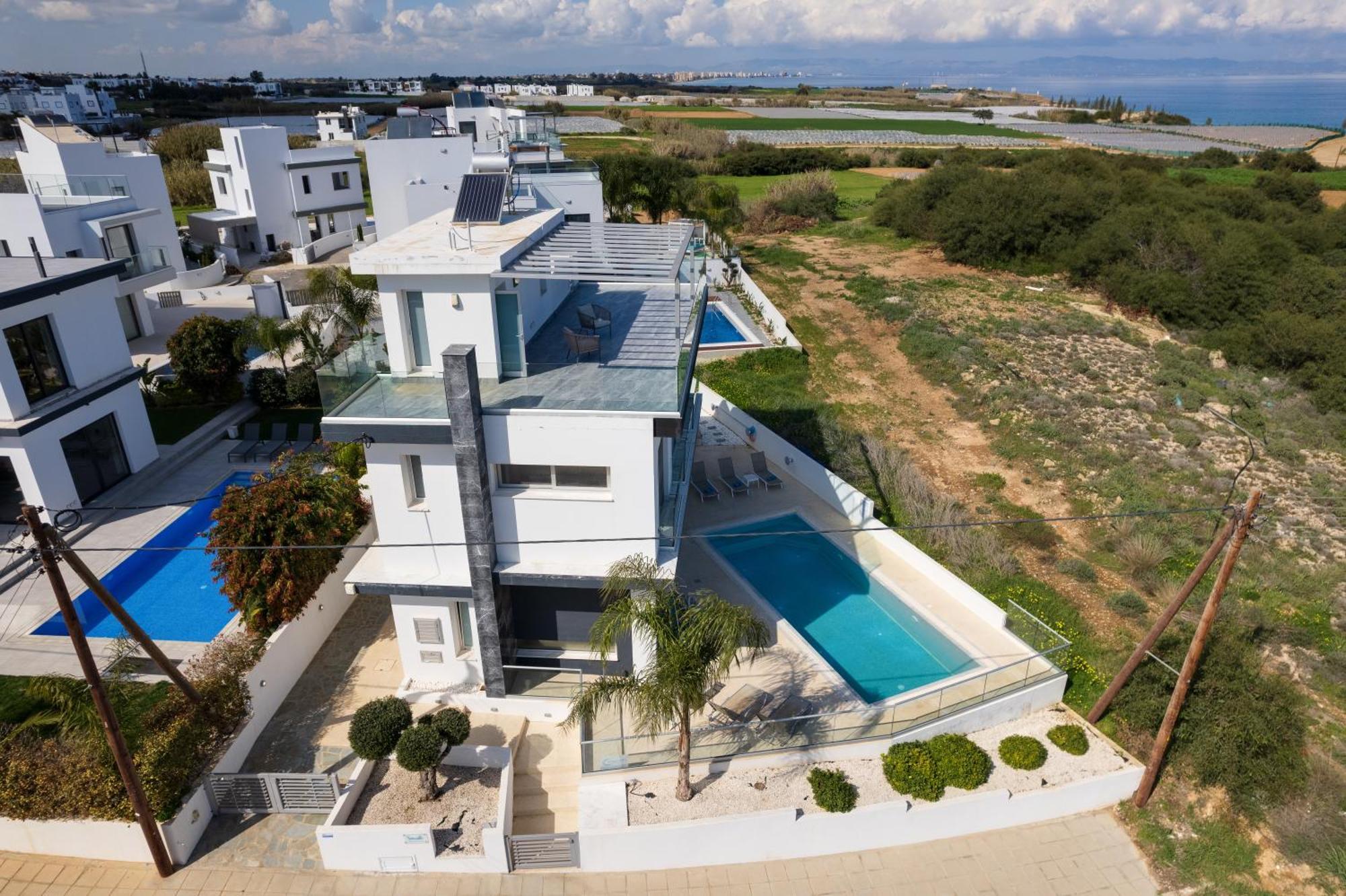 Seaside Luxury Villa Paralimni Esterno foto