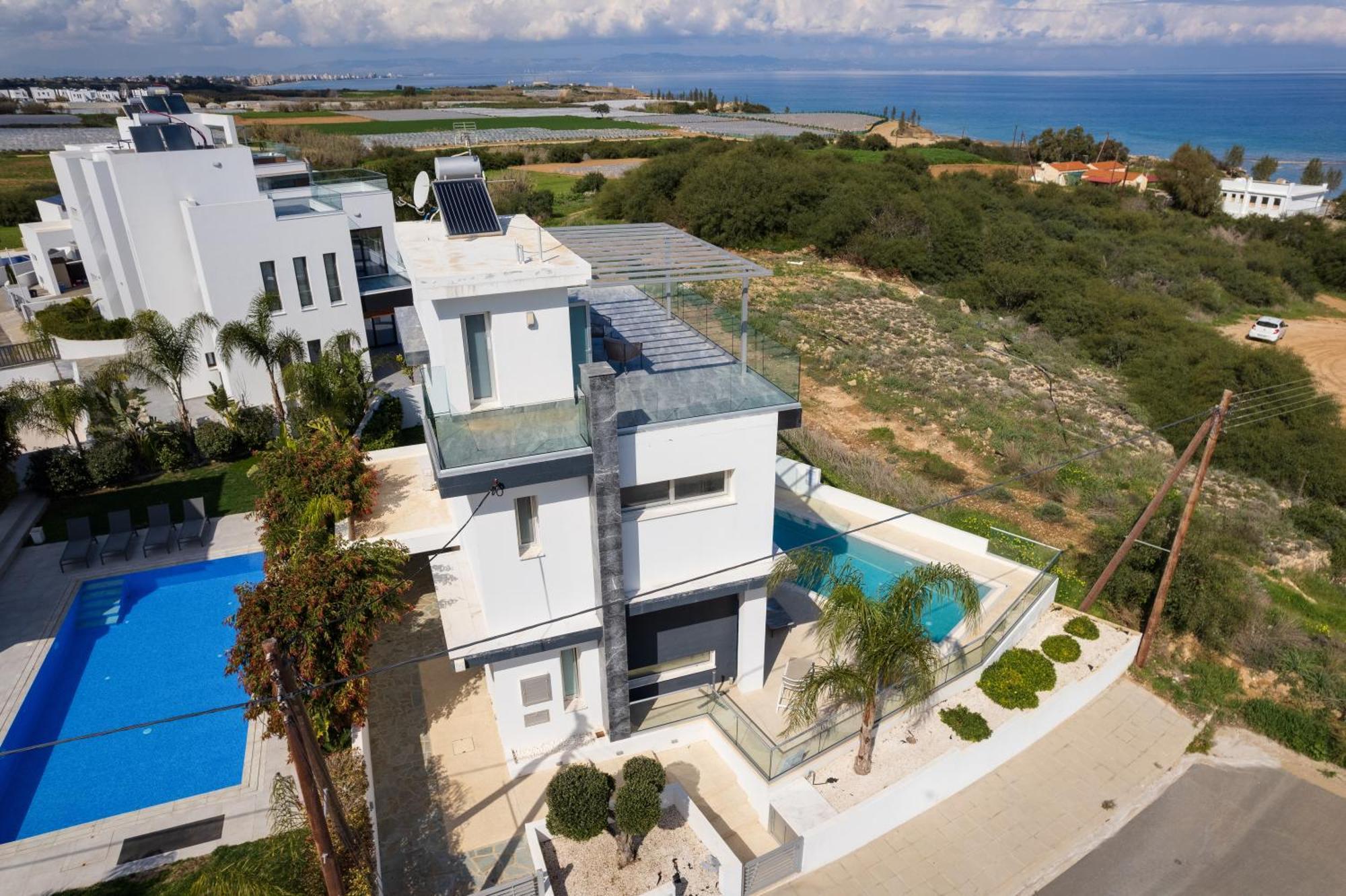 Seaside Luxury Villa Paralimni Esterno foto